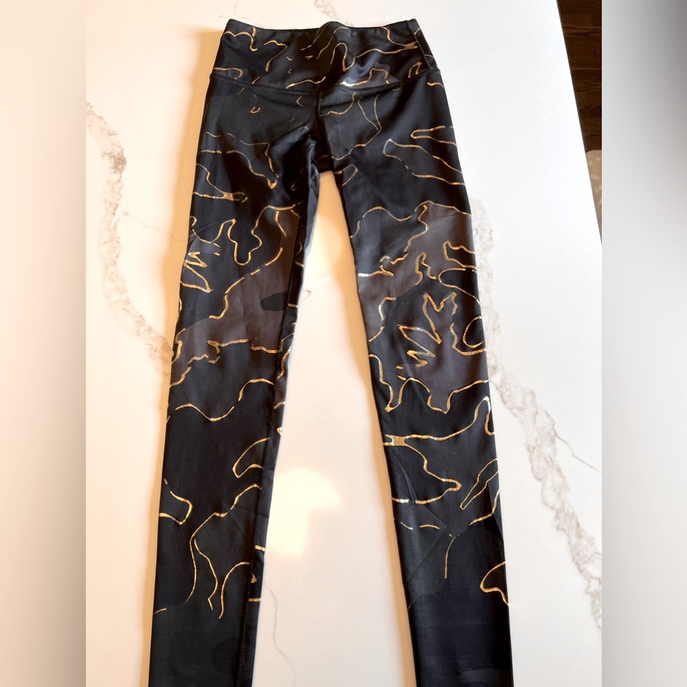 Noli Yoga leggings